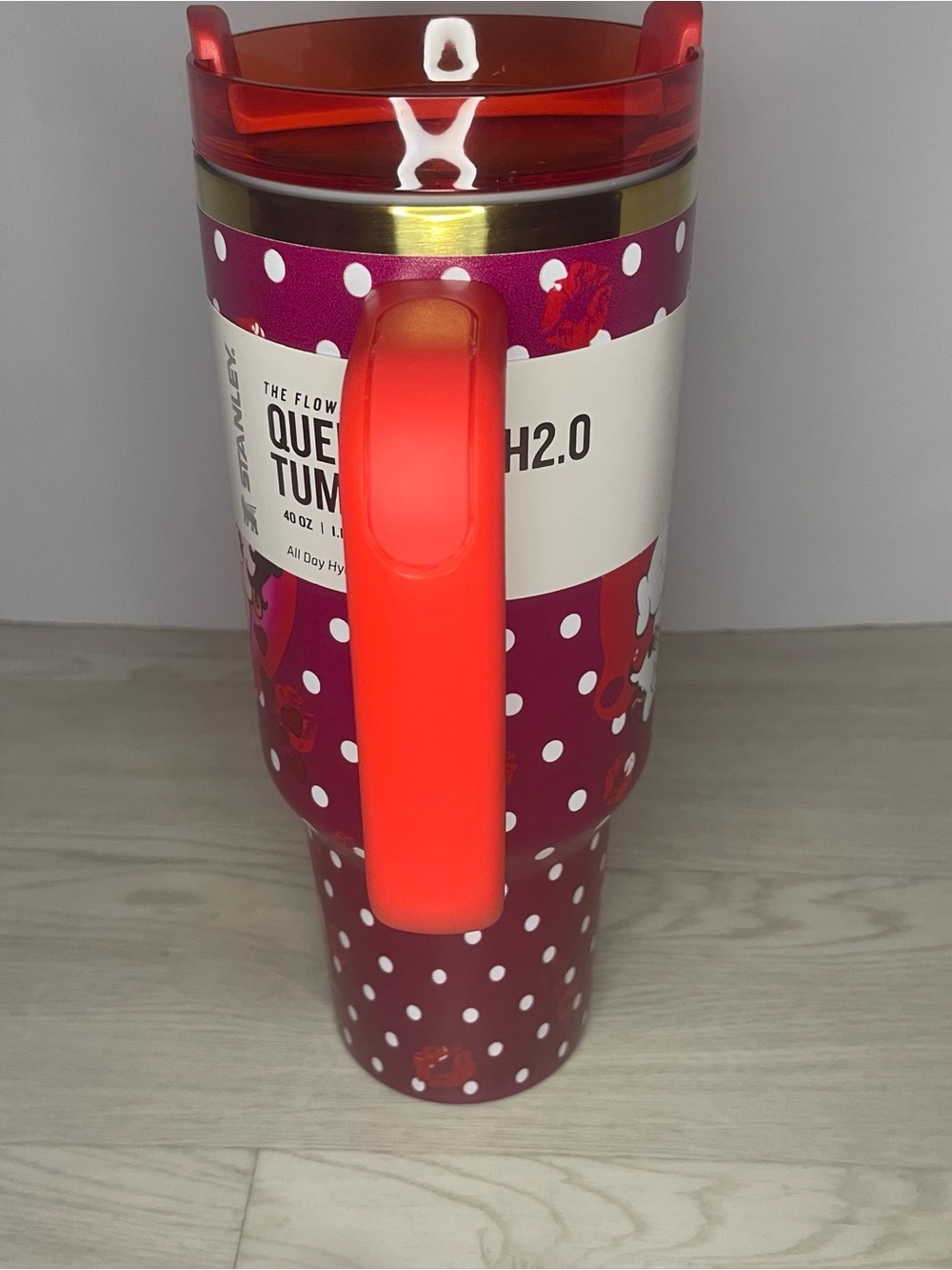 NIB Stanley x Betty Boop Collab Red The Flowstate Quencher H2.0 Tumbler 40oz - Picture 6 of 12
